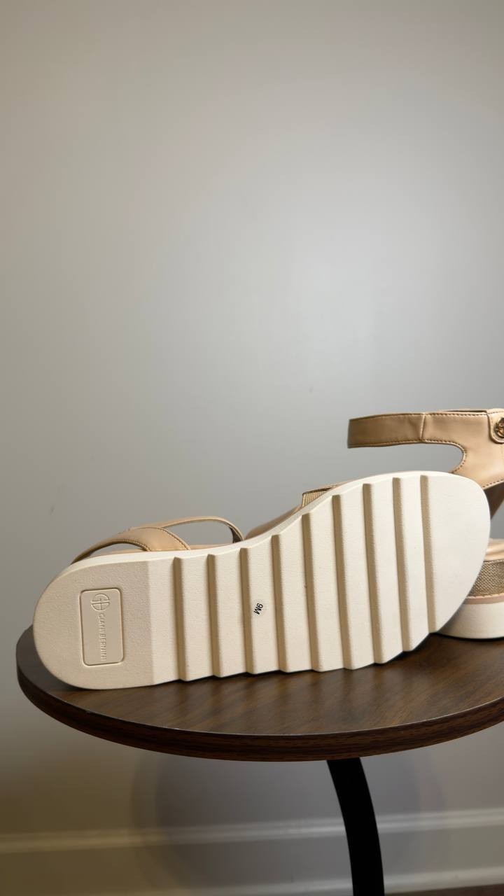Giani  Bernini  Wedge Sandals  Ginger  9M  New  $79.90