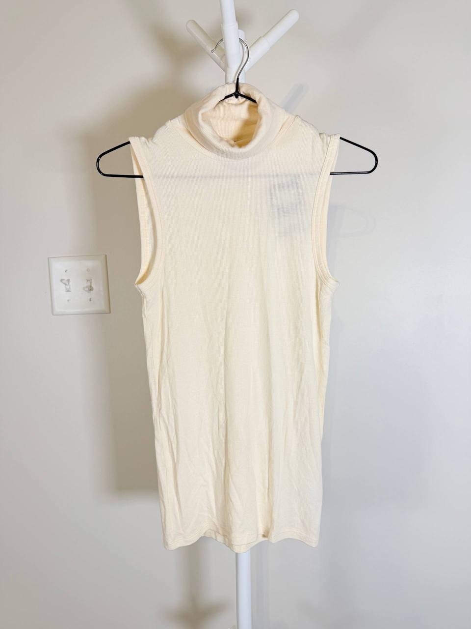 ATM Anthony Thomas Melillo Rib Sleeveless Turtleneck Top – Irish Cream – Size XS