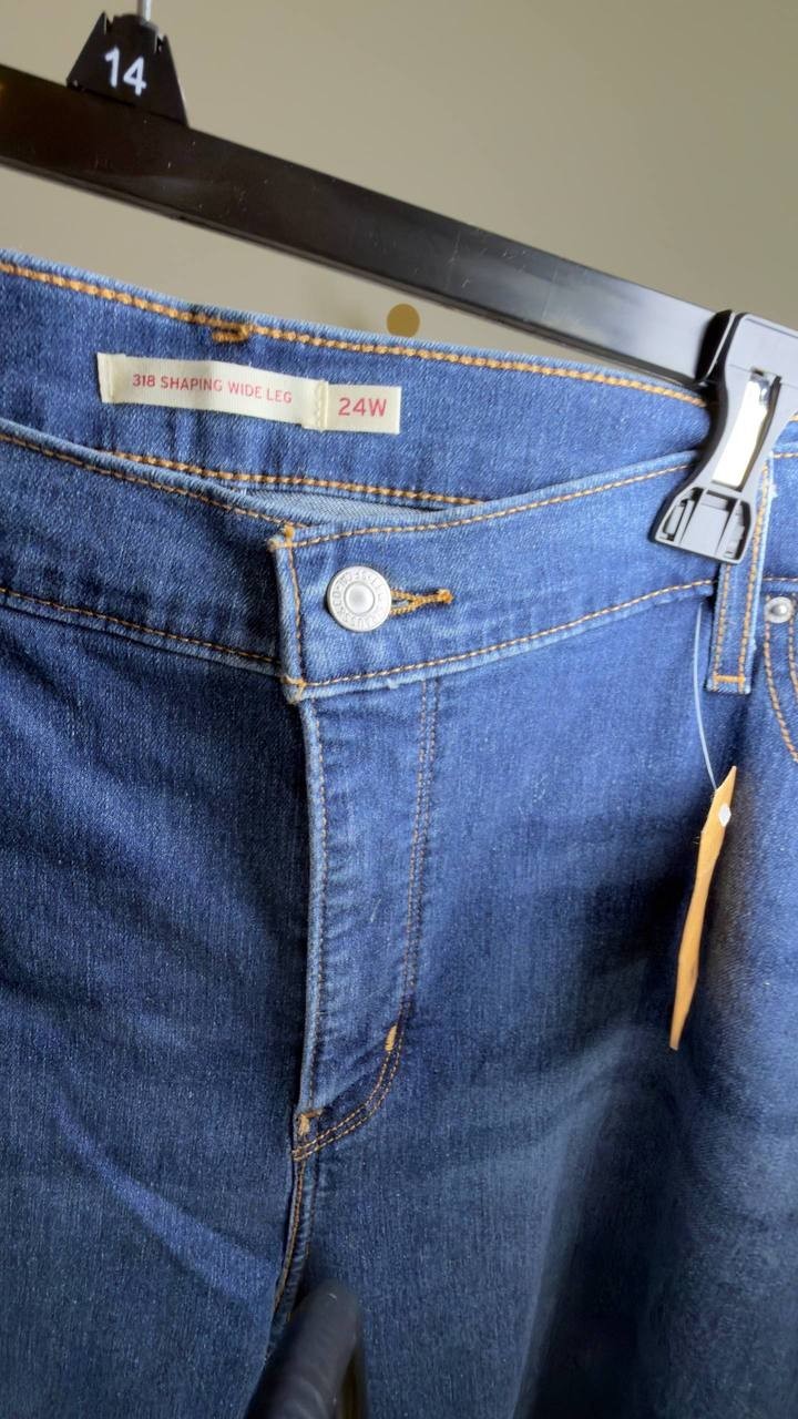 Levi’s 318 Shaping Wide Leg Jeans Plus Size Dark Wash 24W NWT $69.50