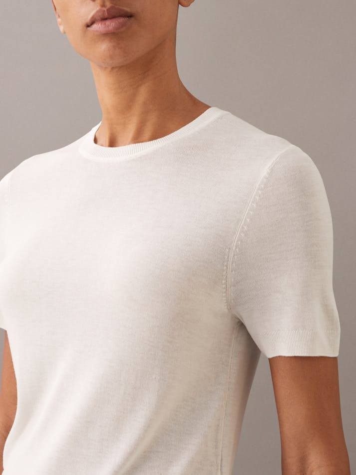 Calvin Klein Fine Gauge Viscose Sweater Cream L NWT $89