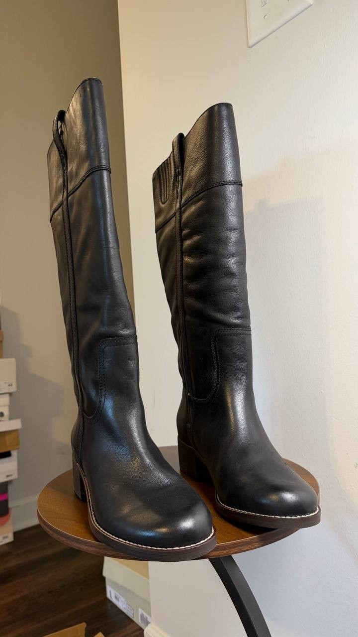 Lucky Brand Hybiscus Boots 9.5M Black Leather Pull Tabs Riding NIB msrp$229