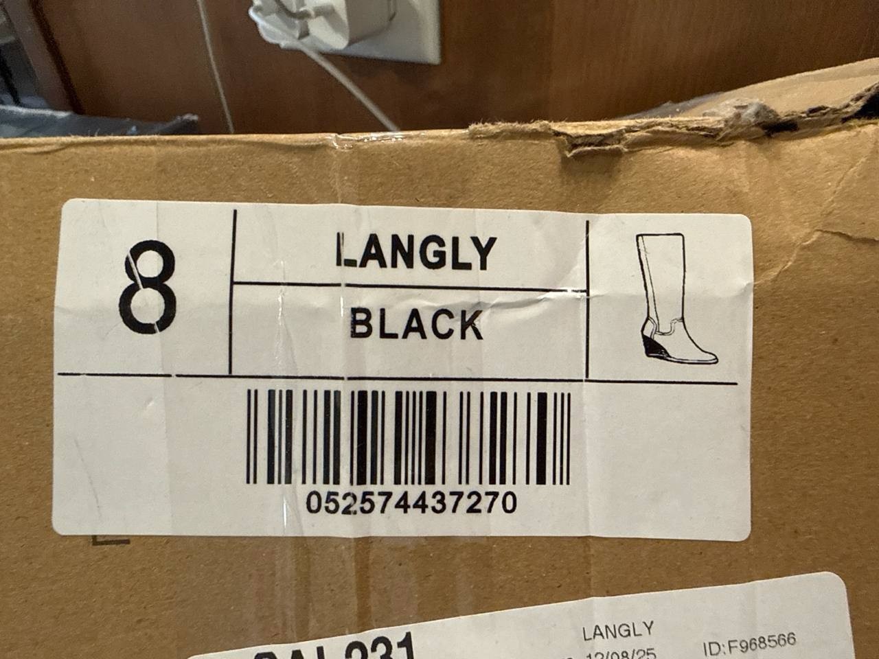Journee Langly Wedge Knee‑High Boots – Size 8 – Faux Leather–New in Box(Damaged)