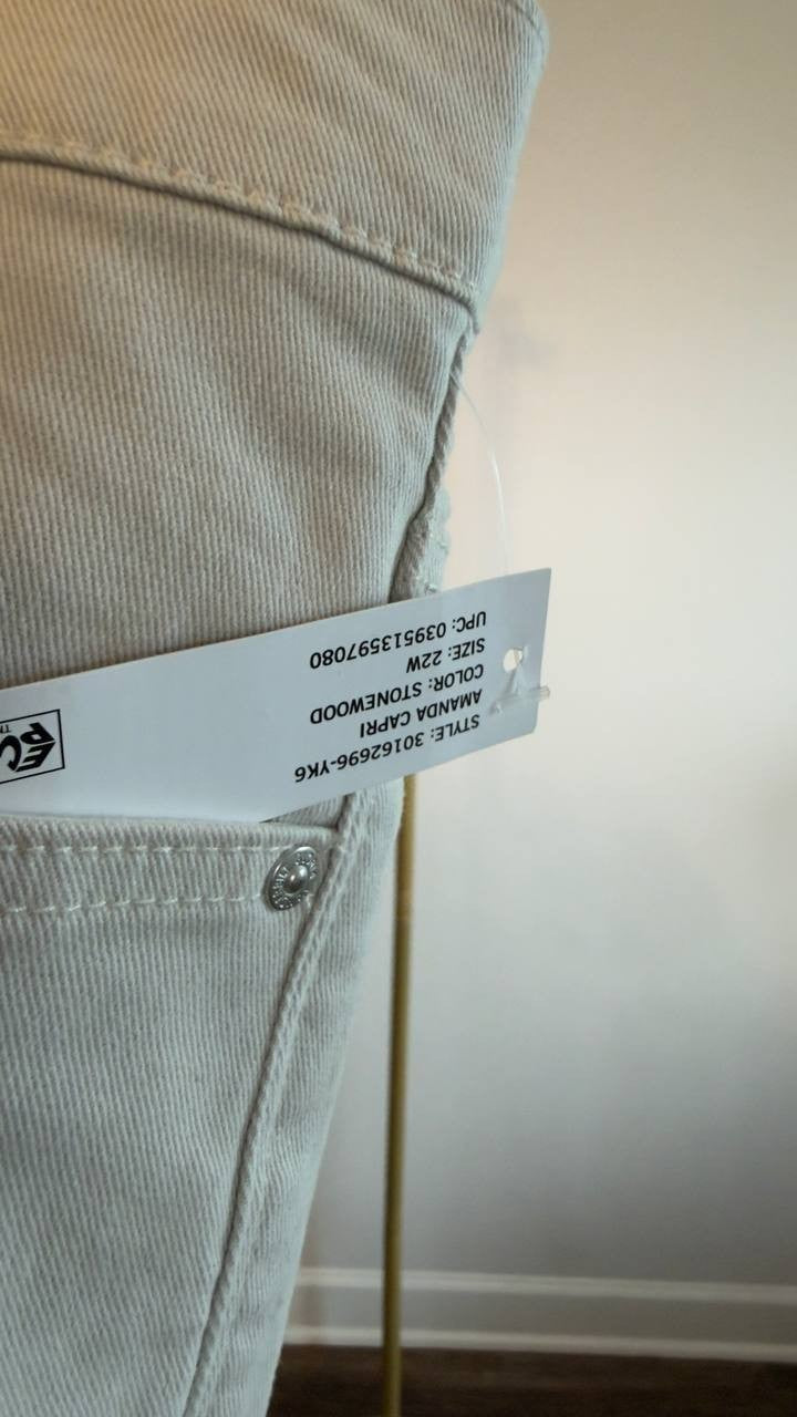 Gloria Vanderbilt Amanda Capri Pants Plus Size 22W Stonewood NWT $50