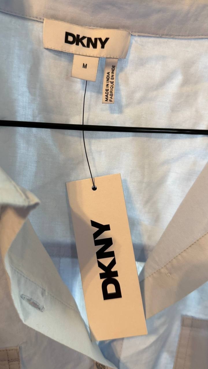 DKNY Women’s Button‑Up Shirt Light Blue Size M NWT $79