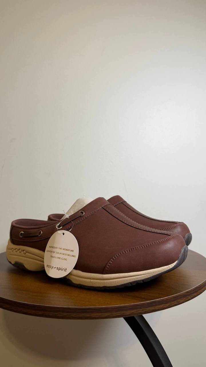 Easy Spirit Travelport Clogs 9.5W Dark Red Slip‑On Comfort NIB MSRP$75