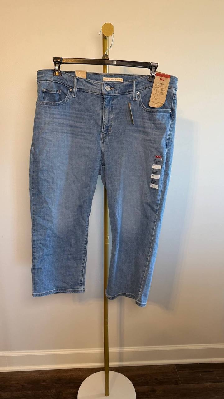 Levi’s 311 Shaping Skinny Capri Jeans Blue 16W NWT $59.50