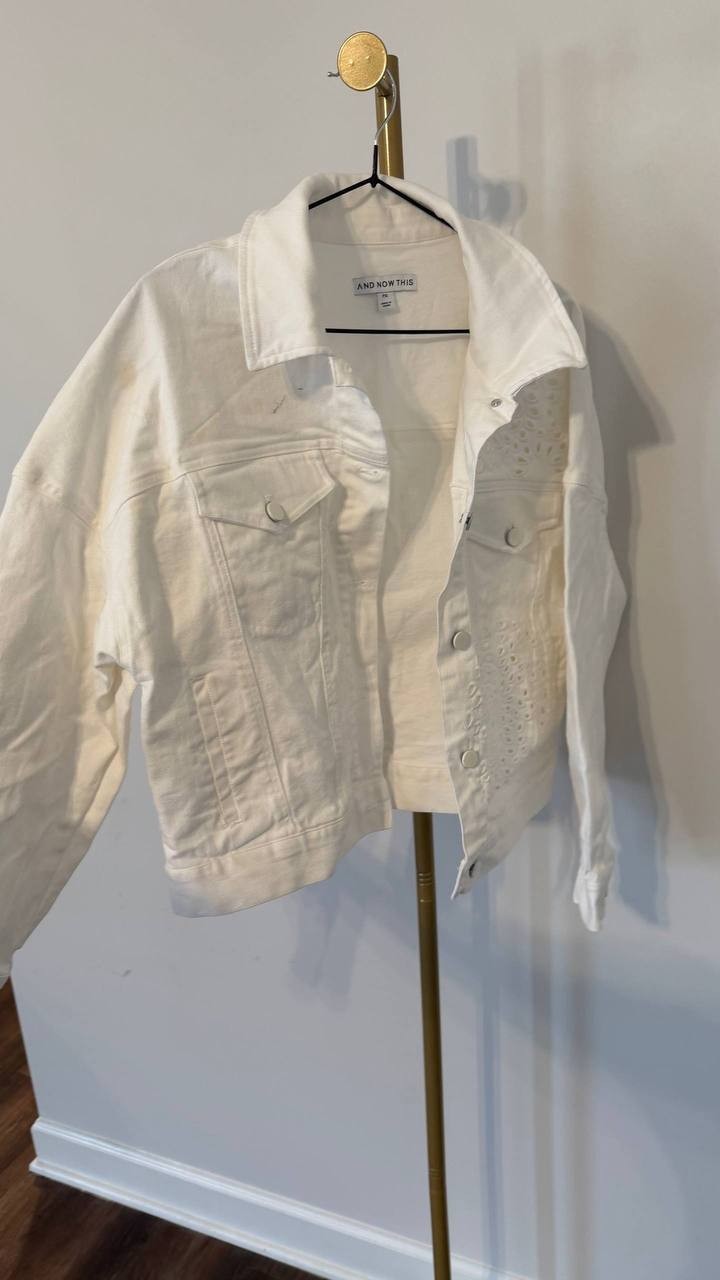 And Now This Petite Eyelet Embroidered Denim Jacket Blue PXL NWOT