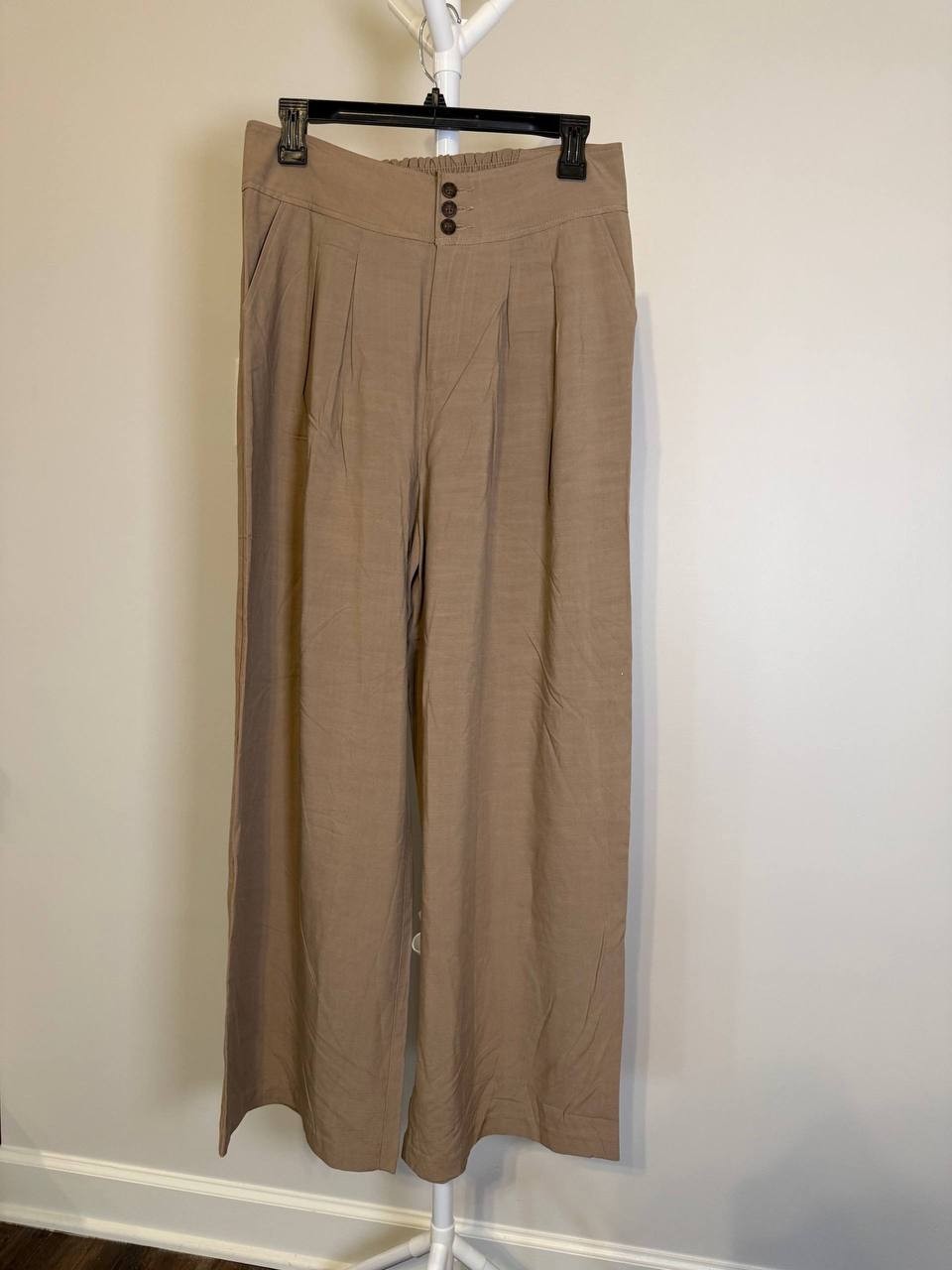 Bar III Petite High‑Rise Wide‑Leg Pants – Beige– Size 10P – NWT – MSRP$59.50