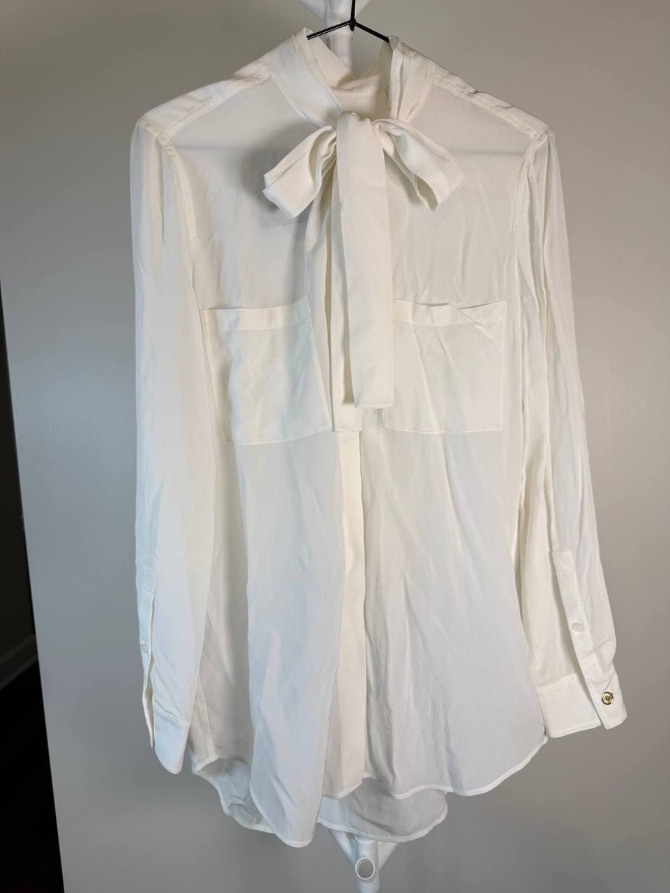 Burberry White Classic Button Blouse – Silk-Size 8 – Need Wash NWT – $1,150