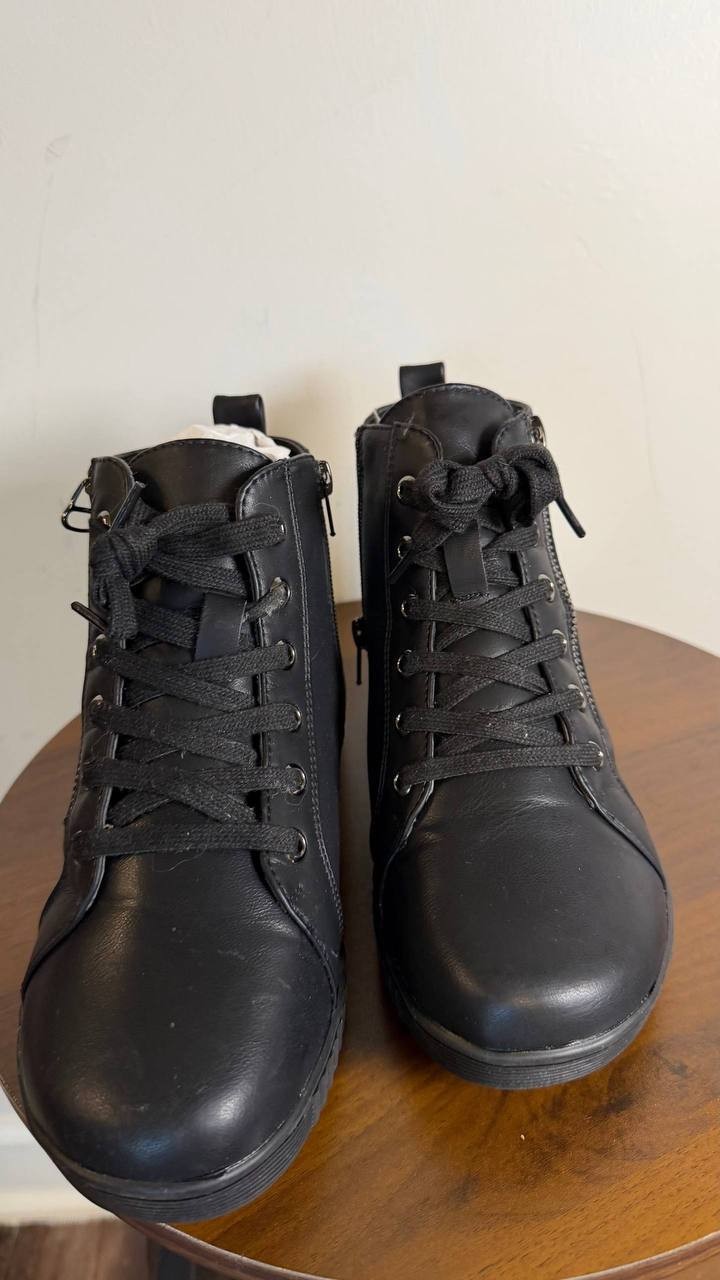 Easy Works Hollyann Boots 7.5W Black Faux Leather Slip‑Resistant NIB msrp$85.95