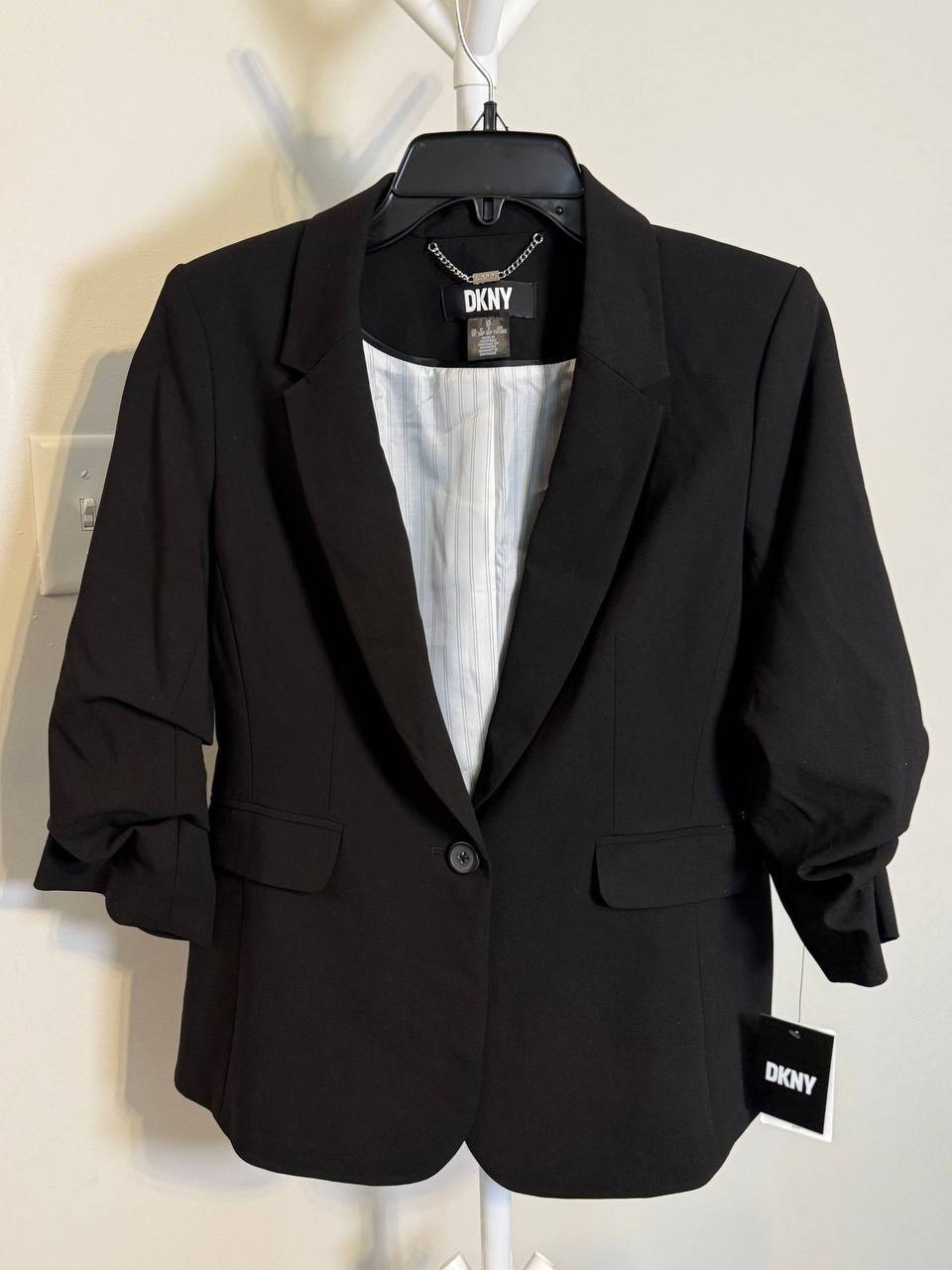 DKNY Ruched‑Sleeve One‑Button Blazer – Size 8P – NWT – $139