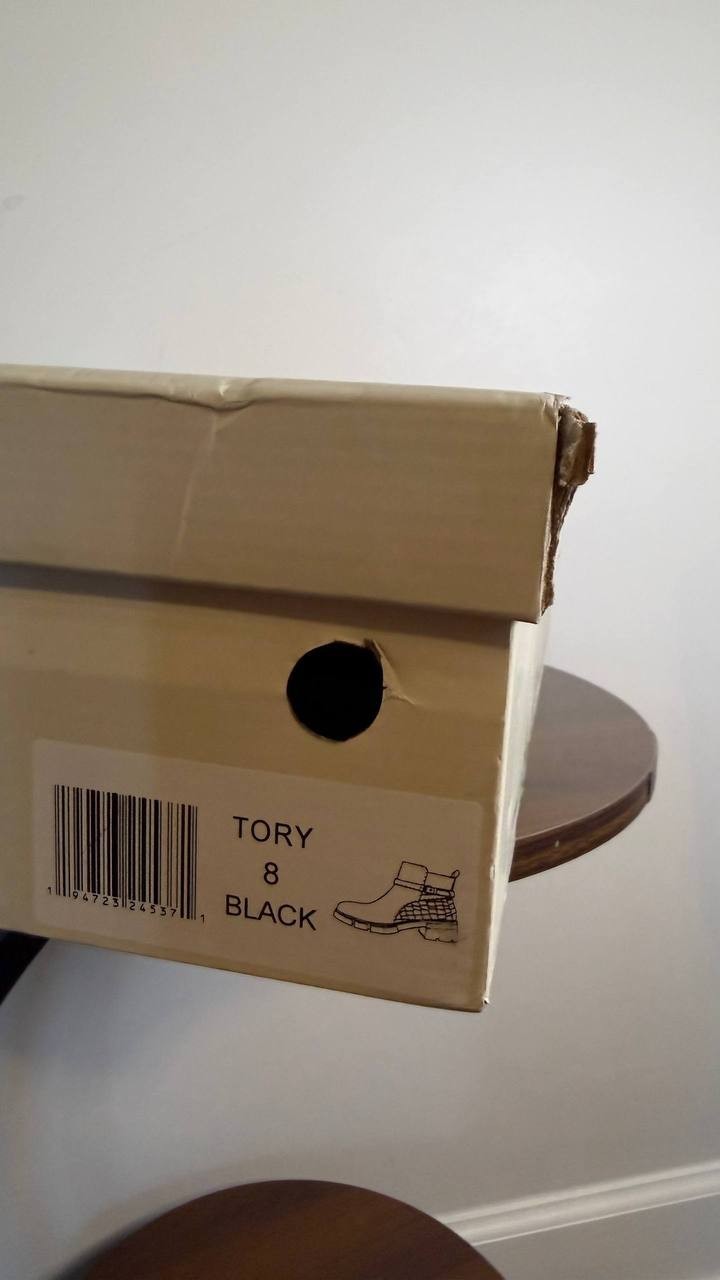 GC Shoes Dawn Booties 8 Black Block Heel Almond Toe Lug Sole NIB msrp$99.99