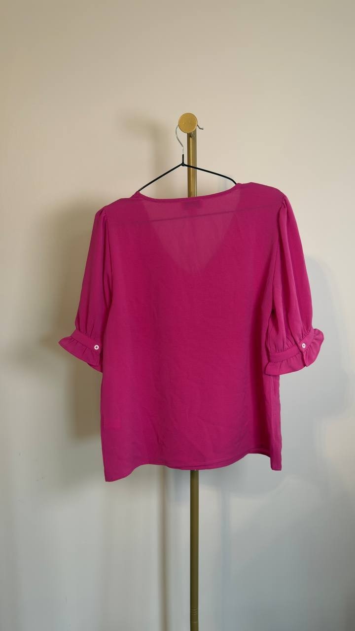CeCe V‑Neck Elbow Sleeve Pullover Top Magenta M NWT $49