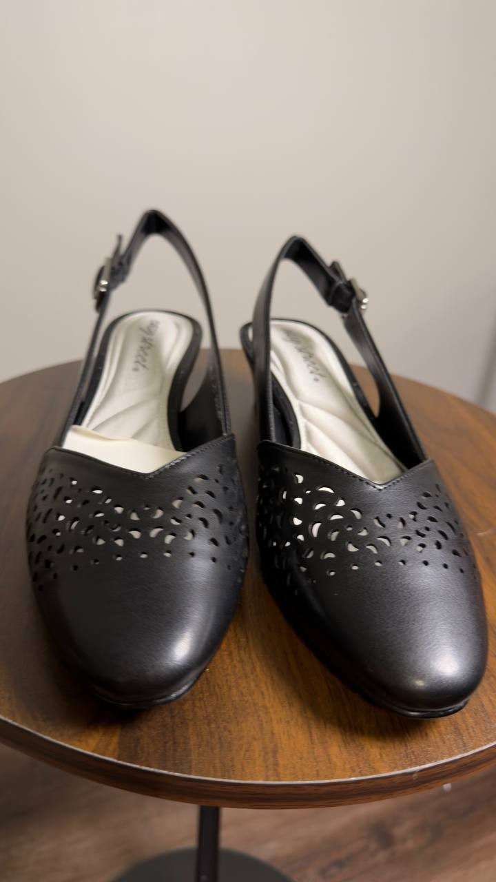 Easy Street  Slingback Pumps  Black  8.5M  New  $70