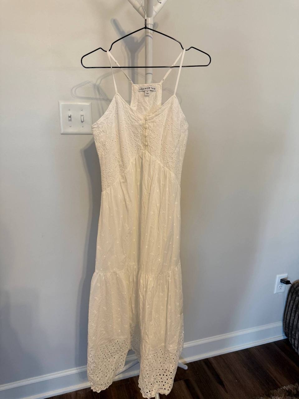 And Now This Petite Shell Top – Size PS – Excellent Pre‑Owned Condition