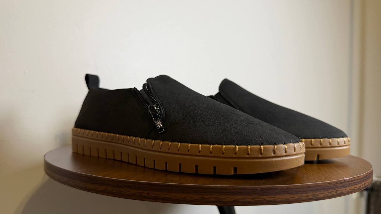 Easy Street Astoria Flats 7M Black Zip‑Up Comfort Stretch Round Toe NIB msrp$65