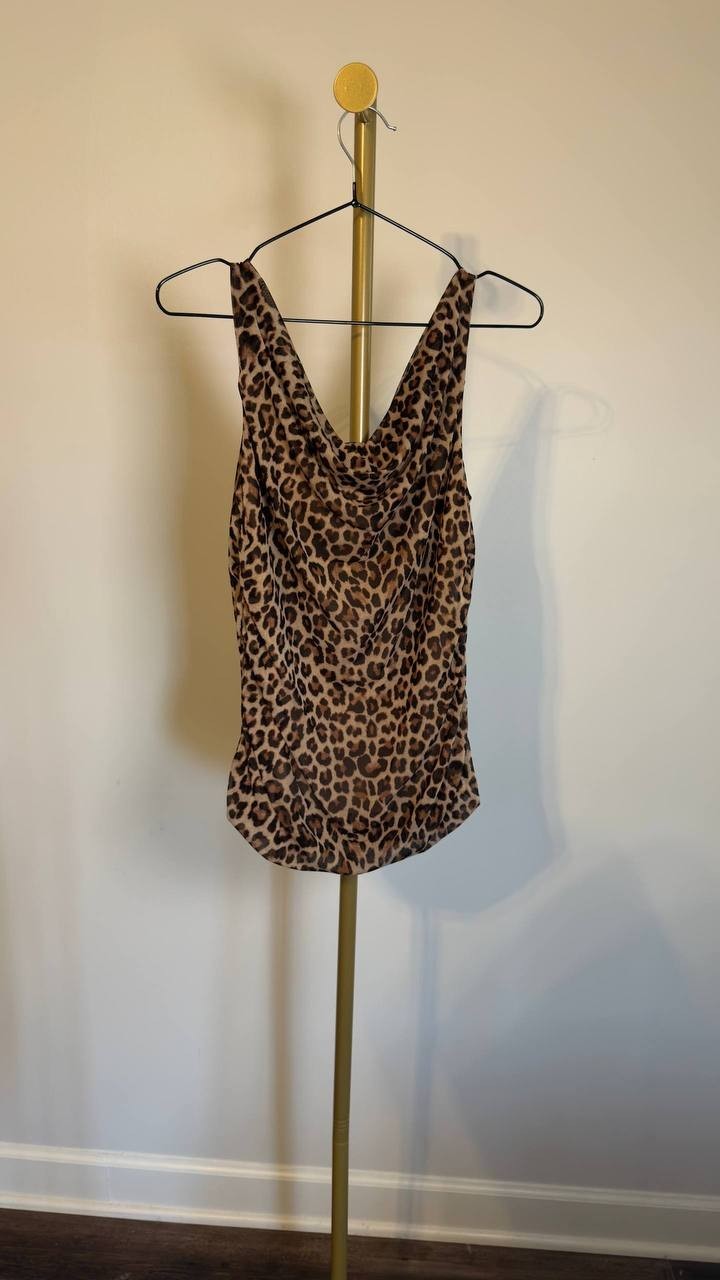 Anne Klein Camiseta Drapeada Animal Print S NWT $69