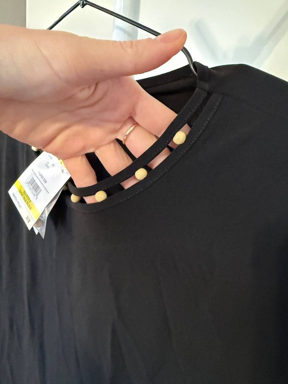 Kasper Black Sleeveless Studded-Neck Top – Size PM – NWT – $59