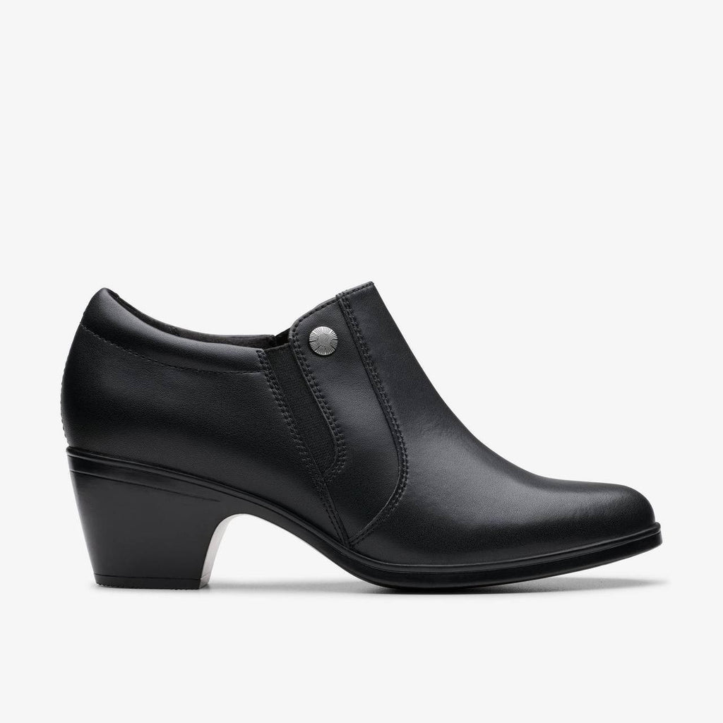 Clarks  Shoes  Black  7.5M  New  $105