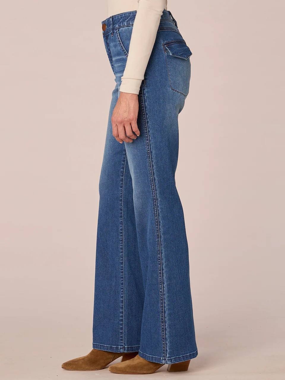 Democracy Women’s Ab Solution Skyrise Bootcut Trouser Jeans Blue Size 10P NWT