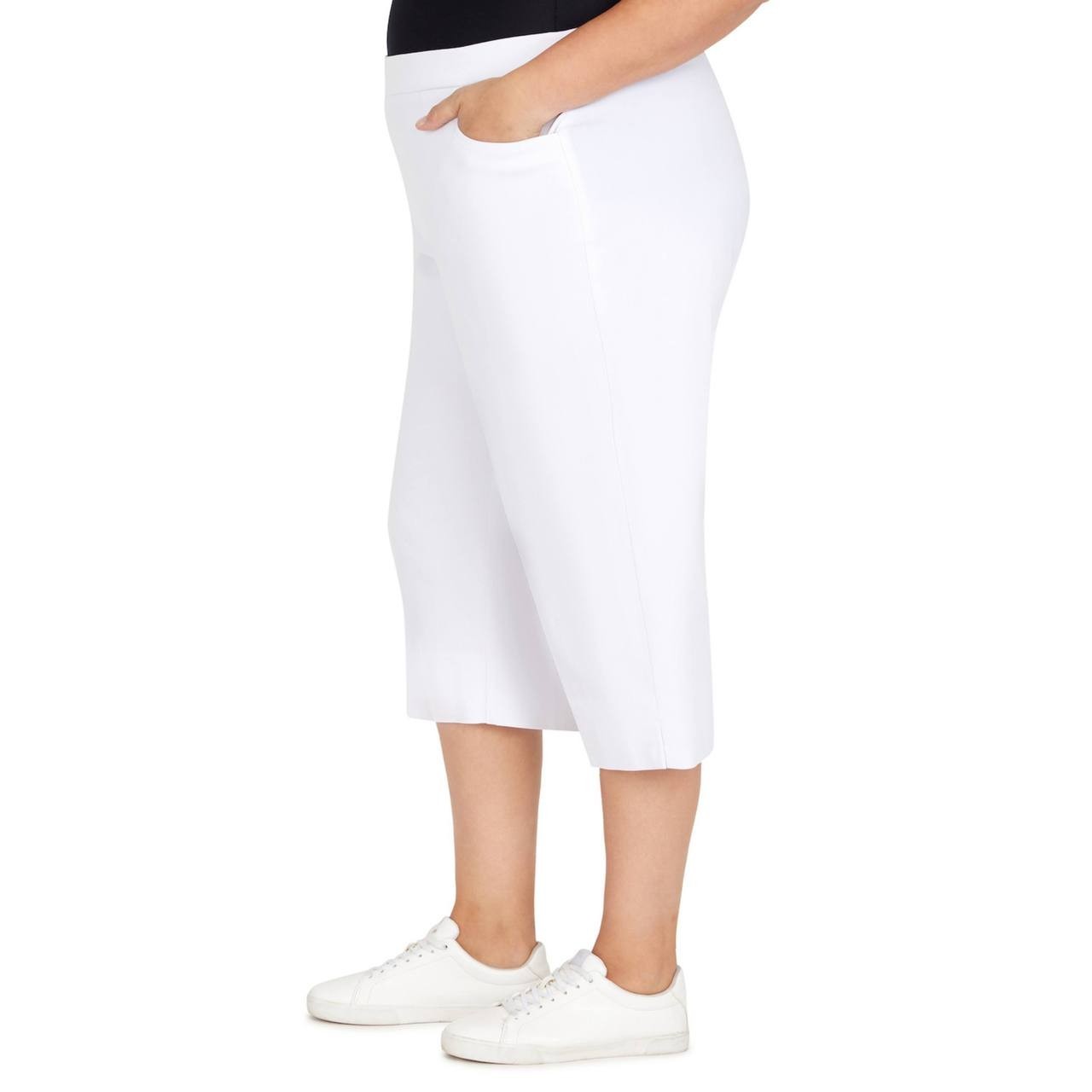 Alfred Dunner Plus Stretch Straight Mid Rise Capri Pants White 16P  NWT  $49.50