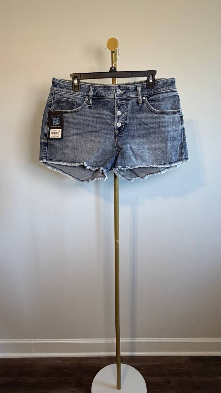 Silver Jeans Boyfriend Mid‑Rise Shorts Indigo 31 NWT $48