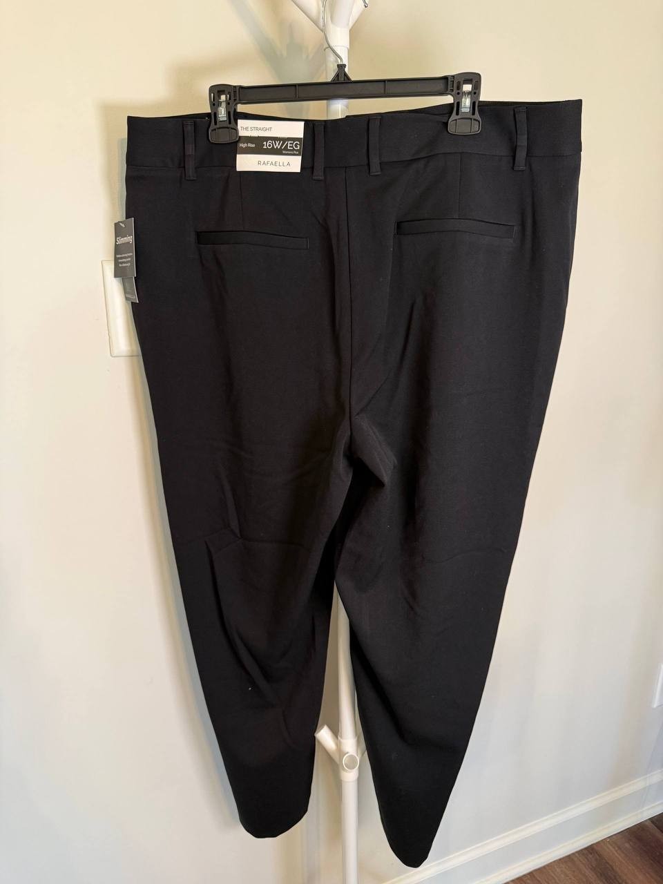 Rafaella Plus Size Straight‑Leg Ankle Pants – Size 16 – Black – NWT – $89
