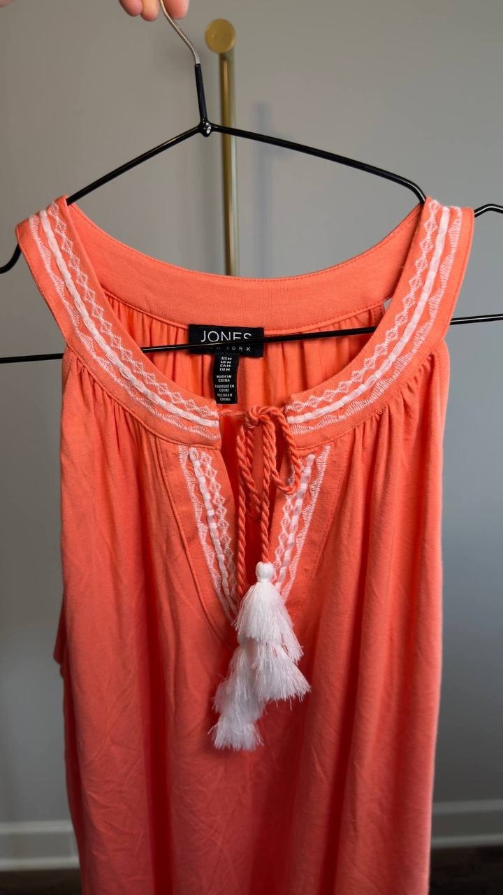 Jones New York Embroidered Halter Neck Tank Coral Sun M NWT $69.50
