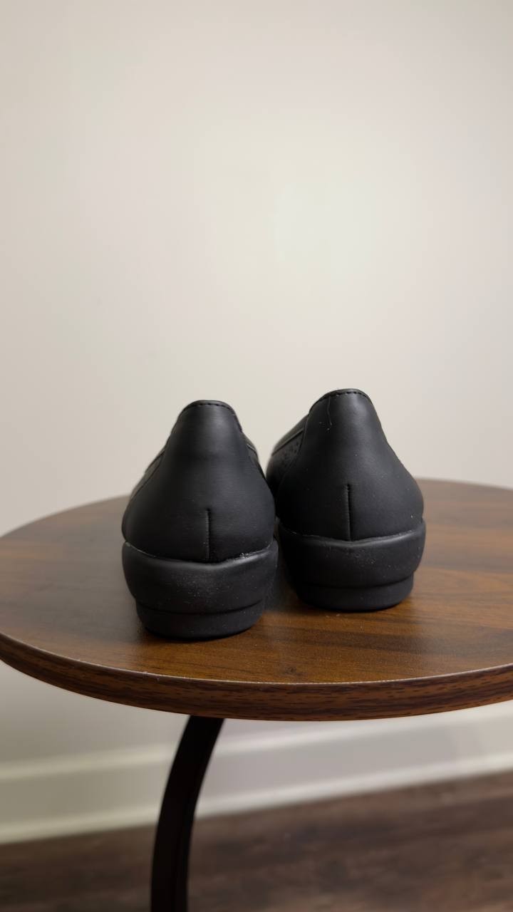 Easy  Spirit  Ballet  Flats  Black  5M  New  $69