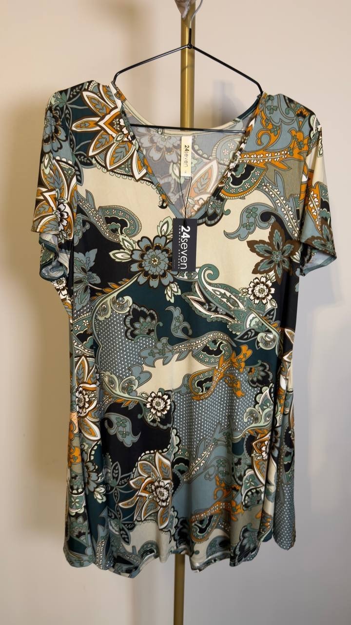 24seven Comfort Apparel Plus Size Floral Curvy Tunic Top Blue/Ivory 1X NWT $67