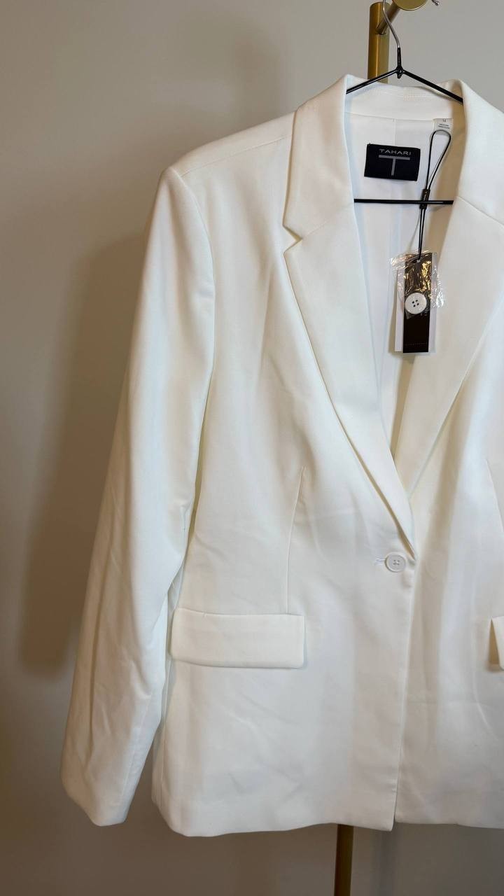 T Tahari Notch Lapel One Button Blazer White Jacket Size14 NWT snags, need wash