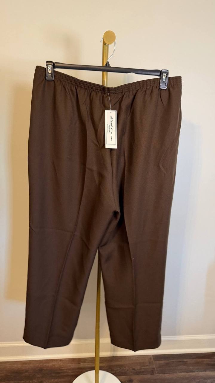Alfred Dunner Women’s Plus Classics Average Length Pant – 20W – Brown $42.50 NWT