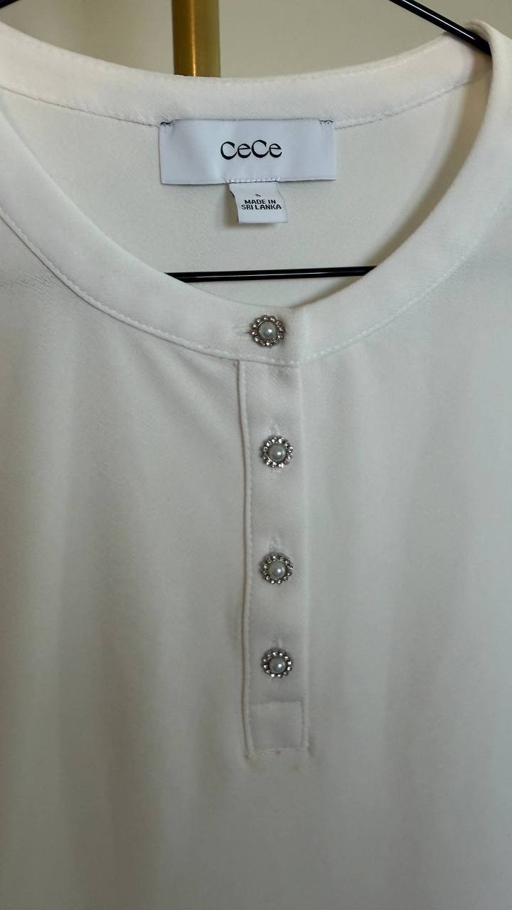 CeCe Shirred Sleeve Embellished ButtonTop New Ivory Crewneck SizeS NWOT$59 snags