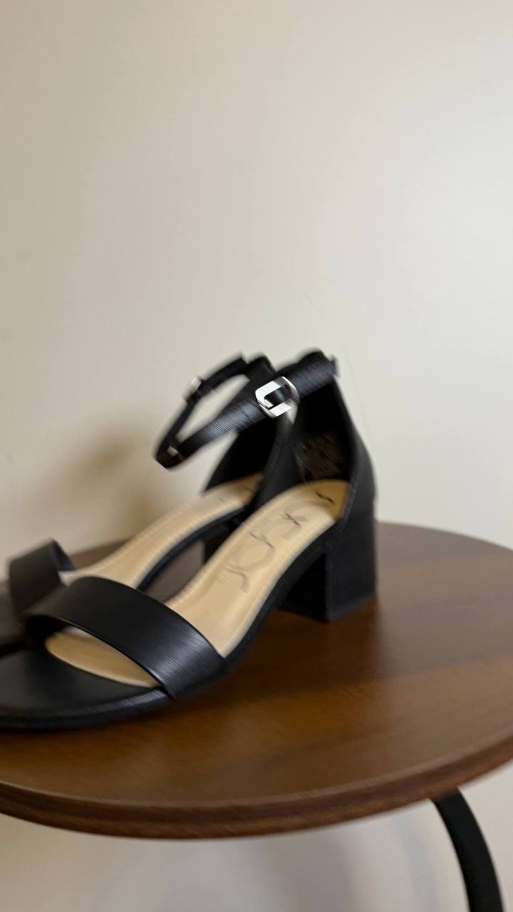 Sugar Noelle 7 Sandals 5M Black Low Block Heel Buckle Strap Dressy NIB msrp$59