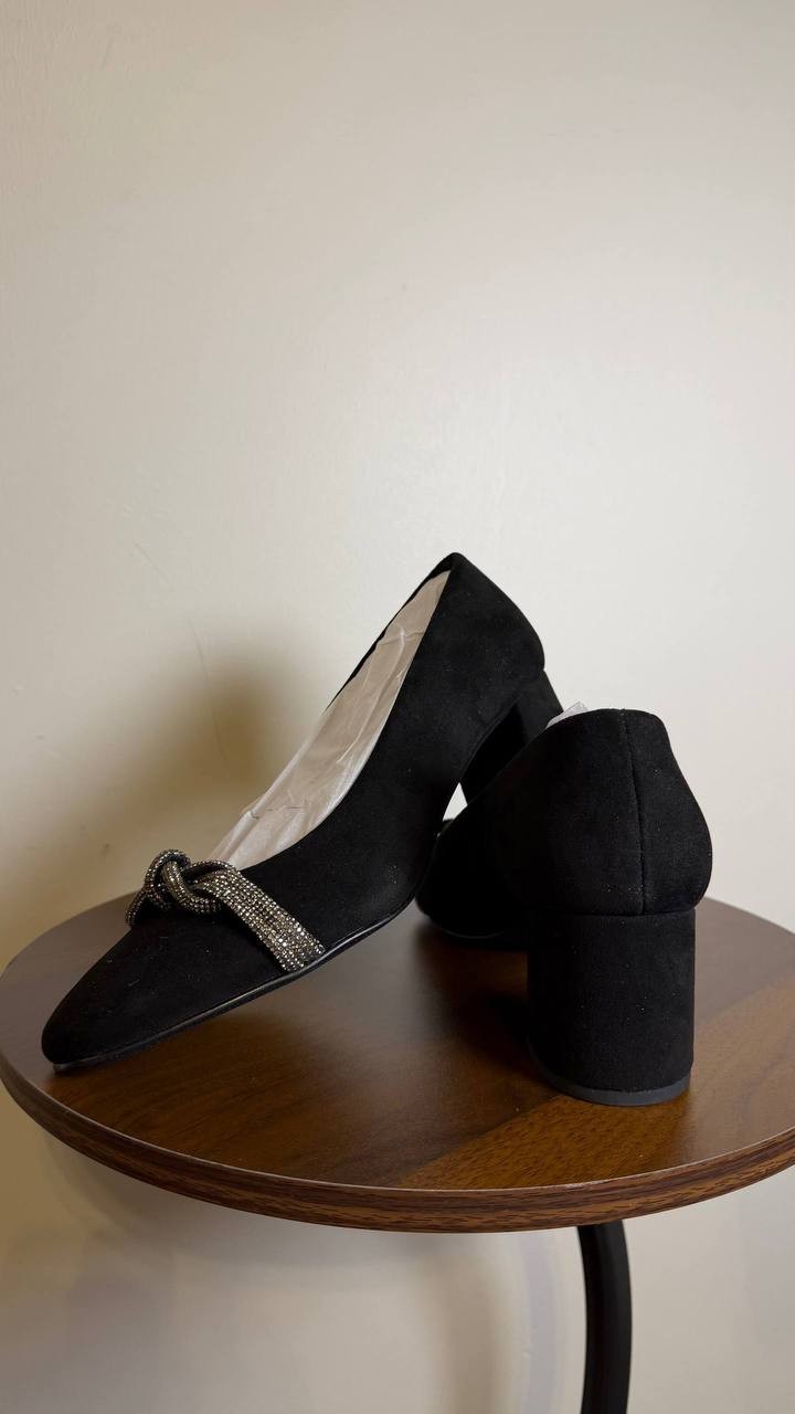 Bella Vita Marigold Pumps 8W Black Suede Square Toe Block Heel NIB msrp$115