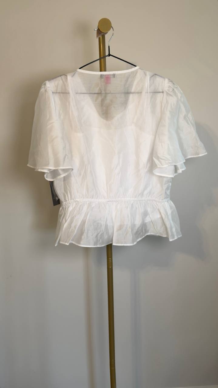 Vince Camuto Flutter-Sleeve V-Neck Top Ultra White M NWT $99