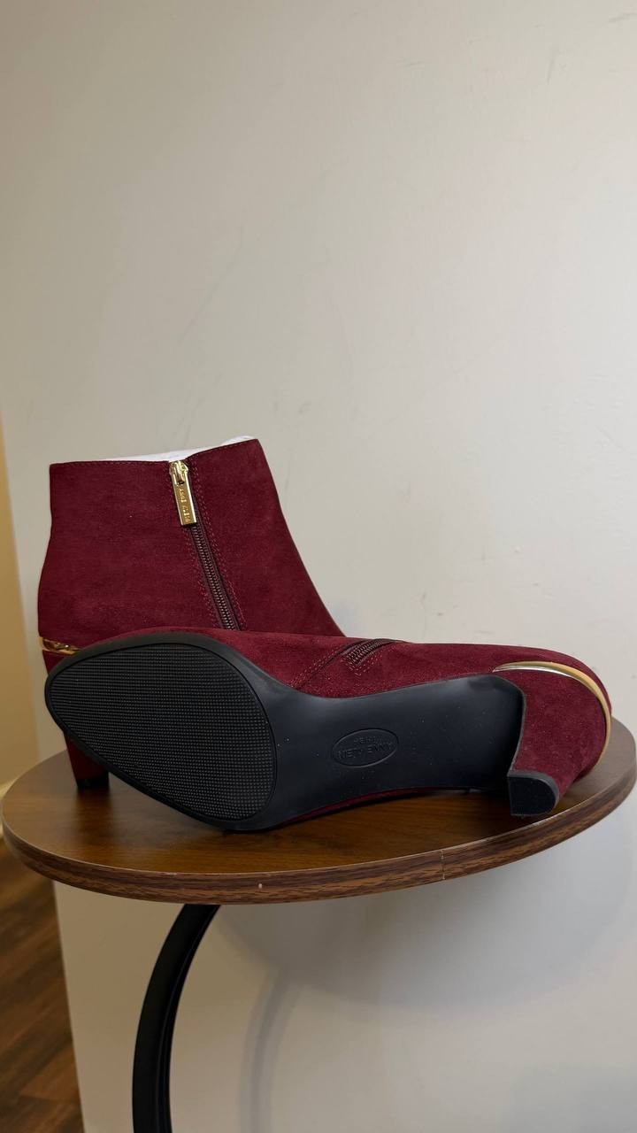 Anne Klein Annabelle Notch Ankle Dress Booties Burgundy 9M Heeled Booties NWB