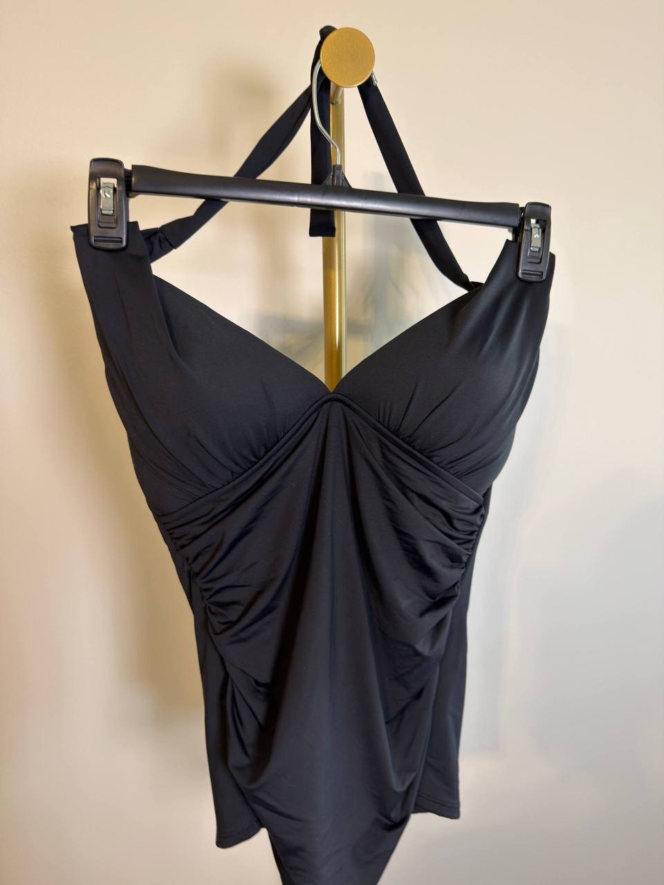 La Blanca Halter Tankini Top Black Size 8 NWT $105