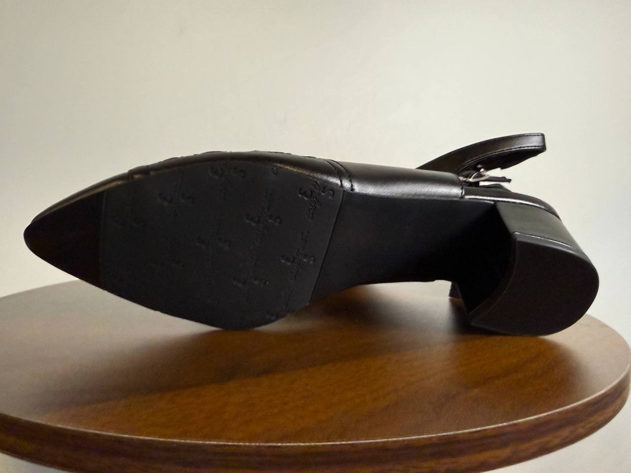 Easy Street Pumps – Black – Size 8.5M – Synthetic – New in Box