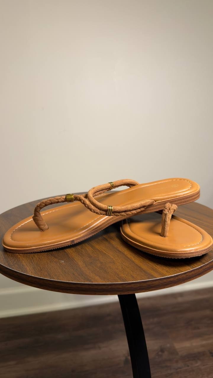 Giani  Bernini  Thong  Flat  Sandals  Brown  8.5M  New  $59.90