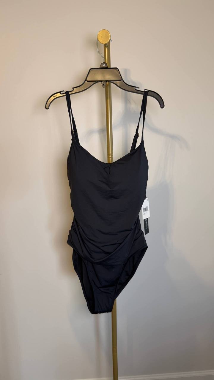 La Blanca Island Goddess One‑Piece Swimsuit Black 12 NWT $83