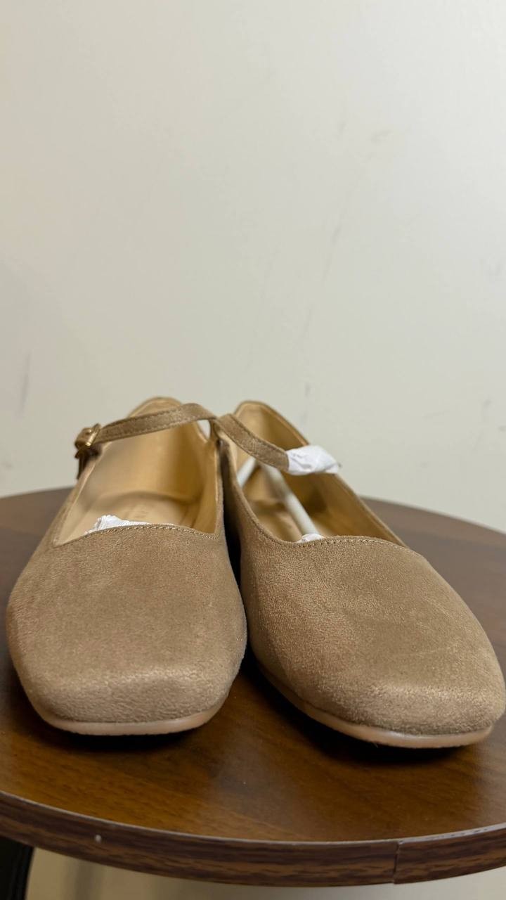 Journee Collection Taupe Polyurethane Mary Jane Flats 6.5 New w/o Box $71.99