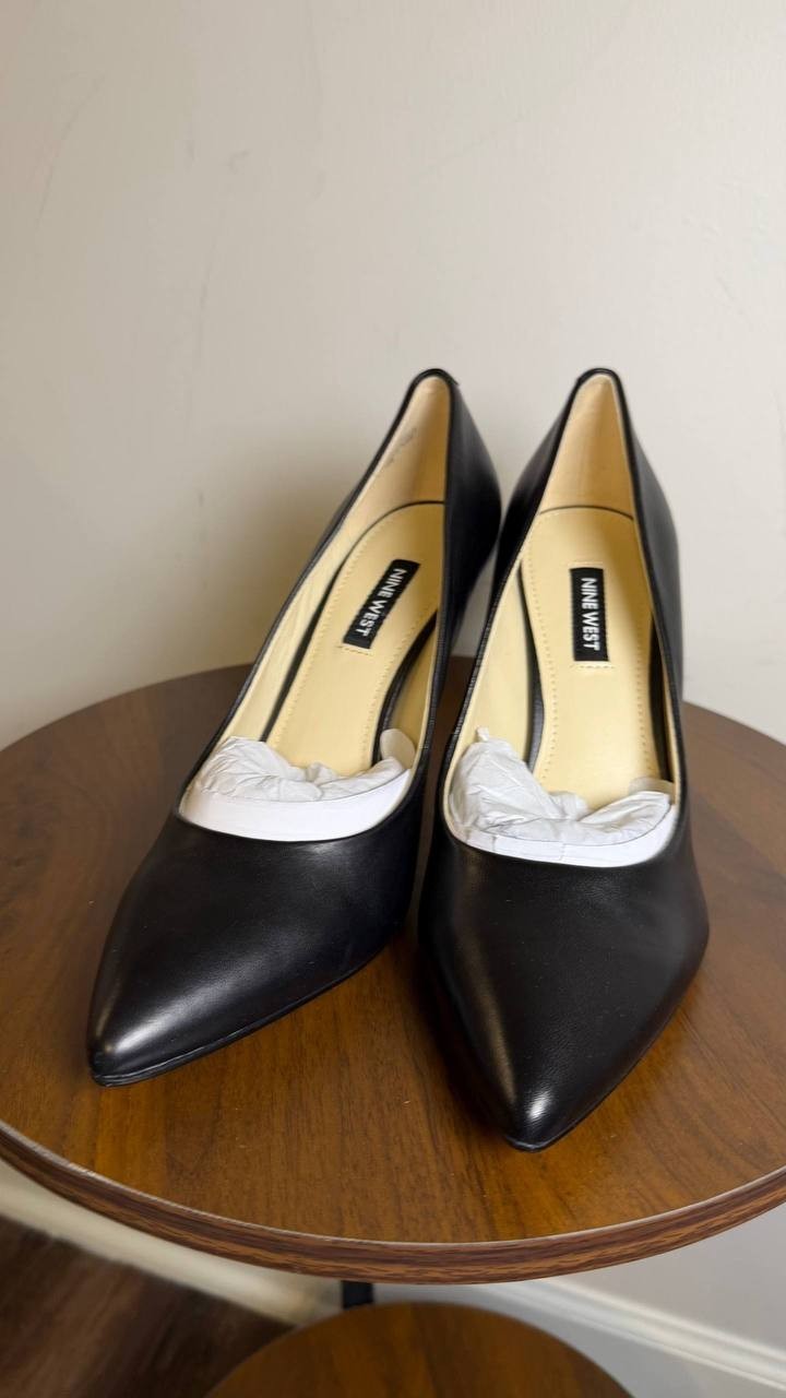 Nine West Black Leather Pumps 7M New in Box MSRP $99