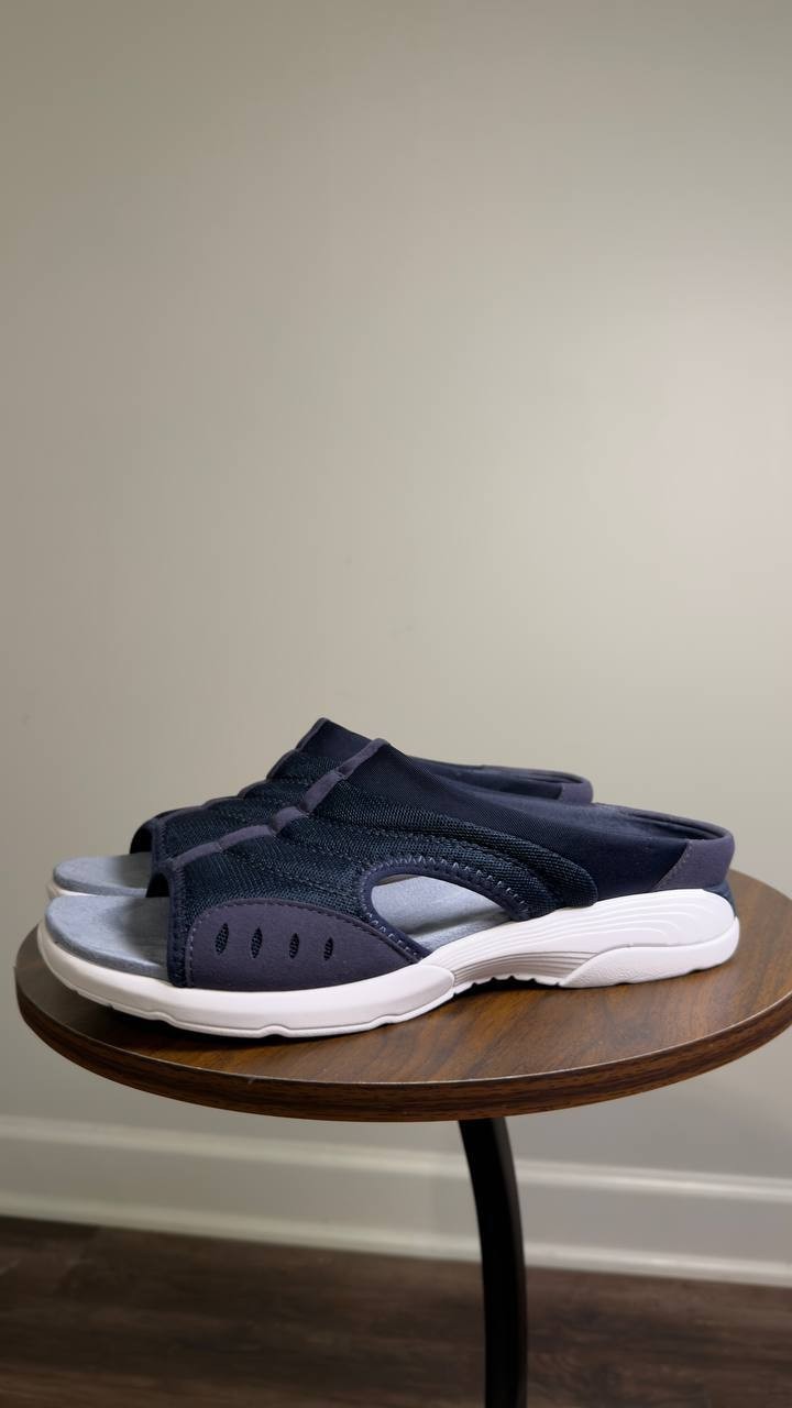 Easy  Spirit  Traciee  Flat  Sandals  Navy  10  M  NWT  $69