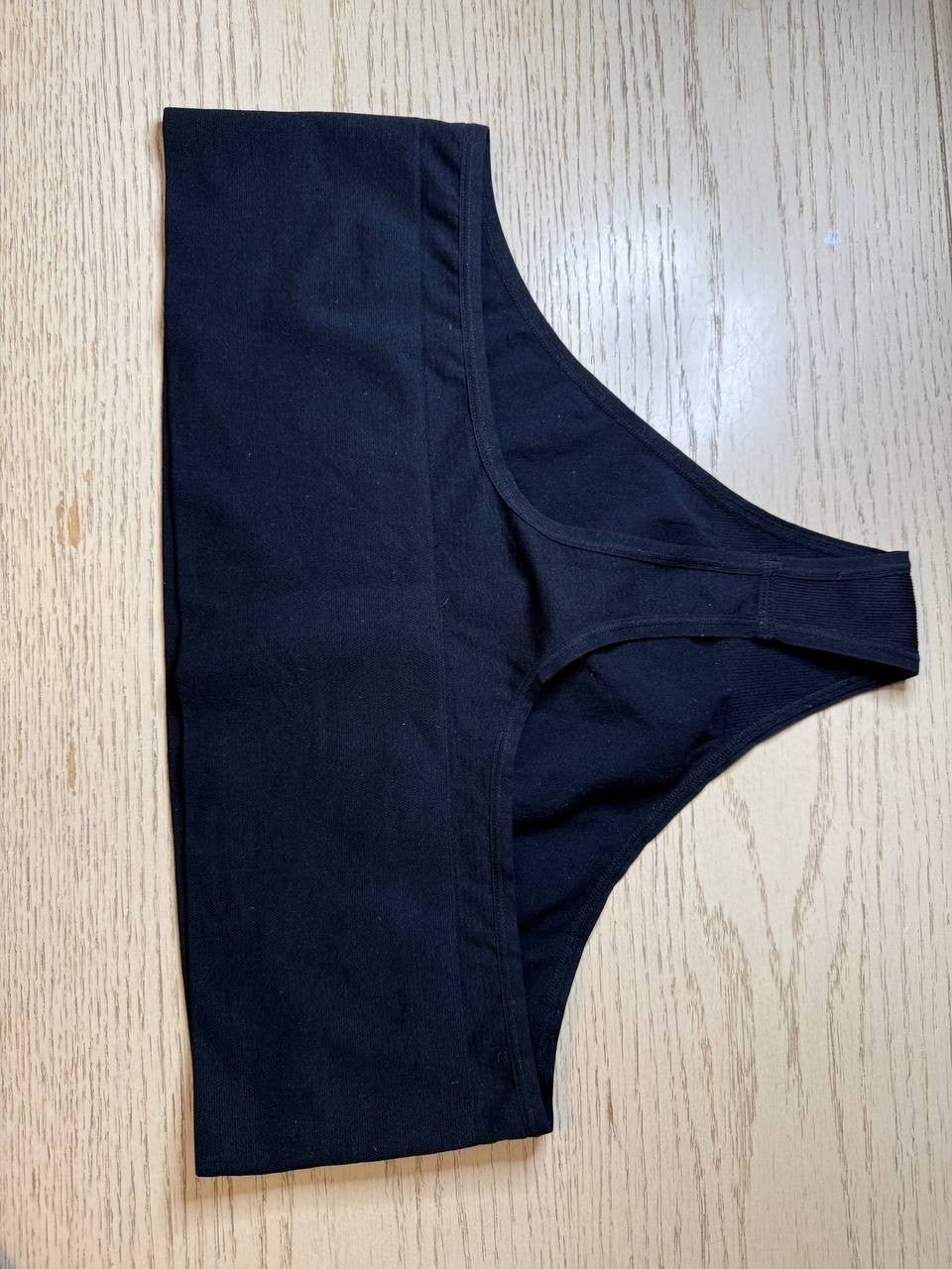 Lot of 2 Women’s Seamless Briefs – Size XL – Felina & Maidenform