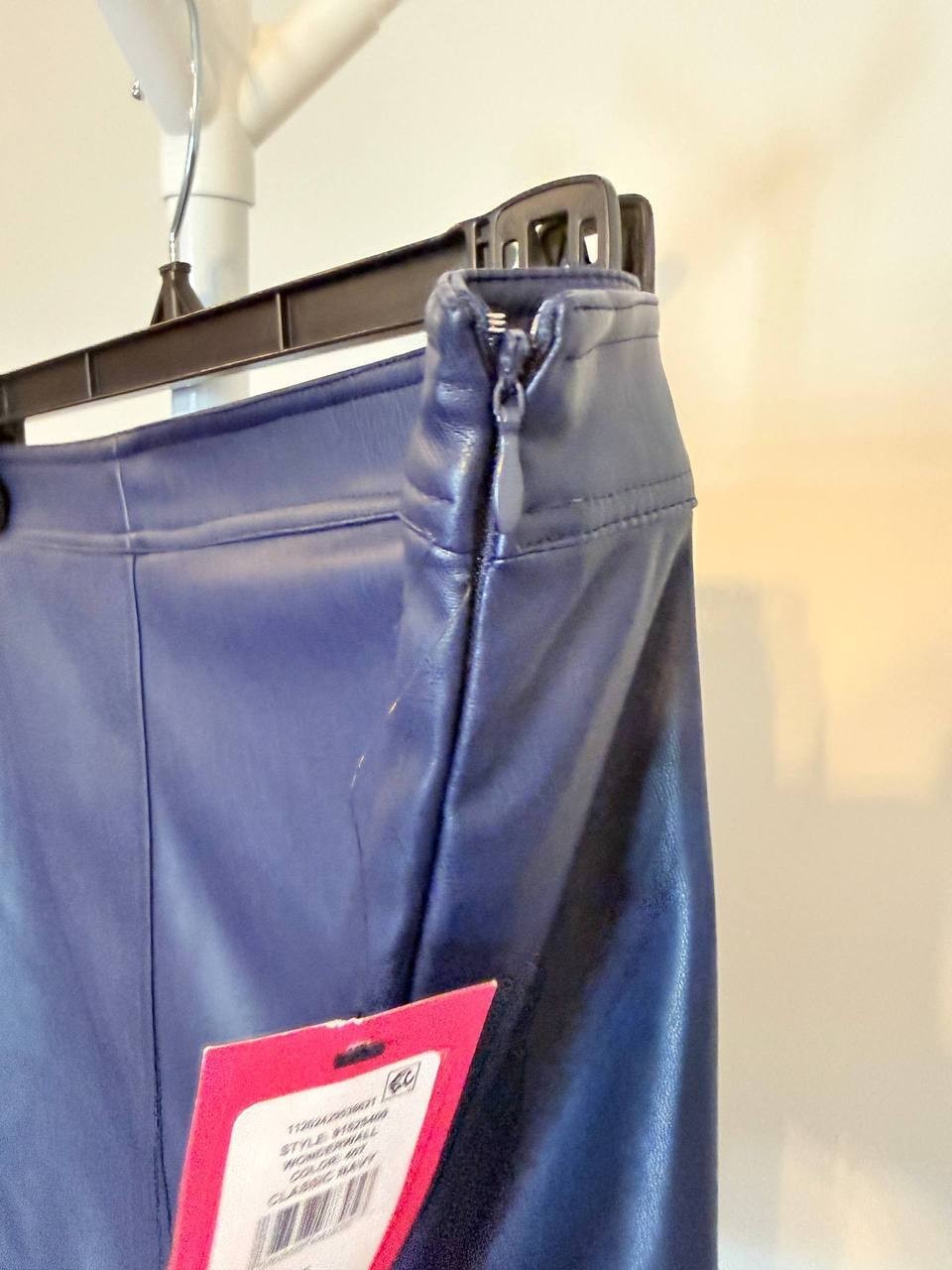 Vince Camuto Faux‑Leather Seamed Mini Skirt – Navy – Size 16 – NWT – $109