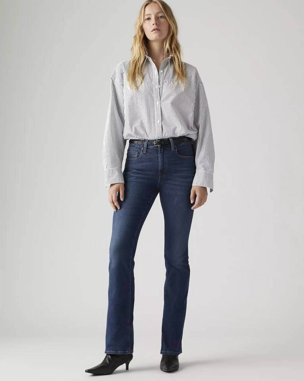 Levi’s 725 High Rise Bootcut Jeans Blue Wave 25 NWT $69.50
