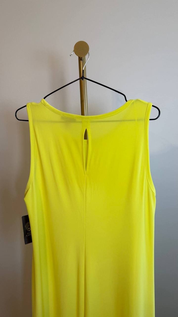 Vince Camuto Women’s  Maxi Dress Lime Crew Neck Size L NWT $69 (needs washing)
