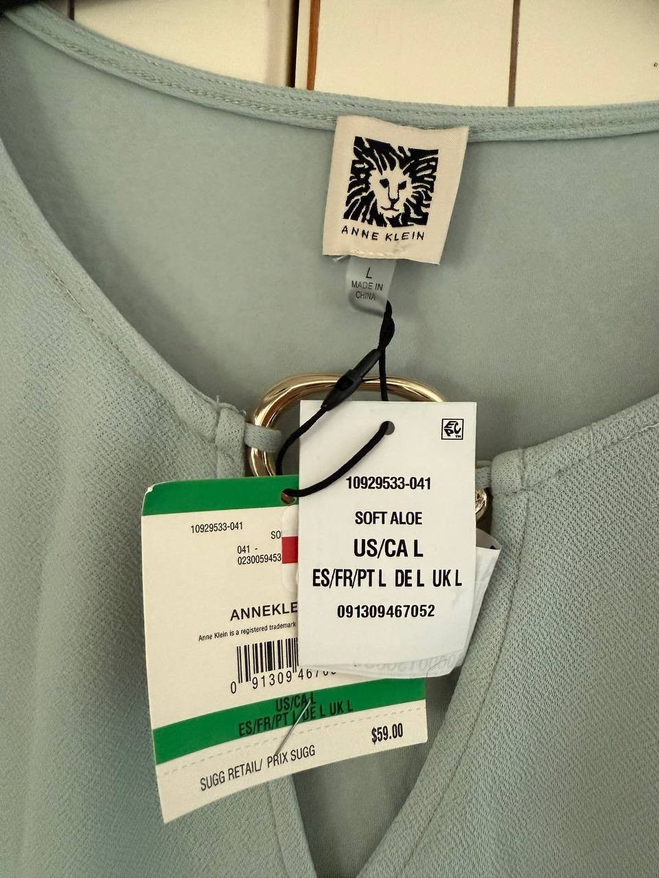 Anne Klein Soft Aloe Keyhole Blouse – Size L