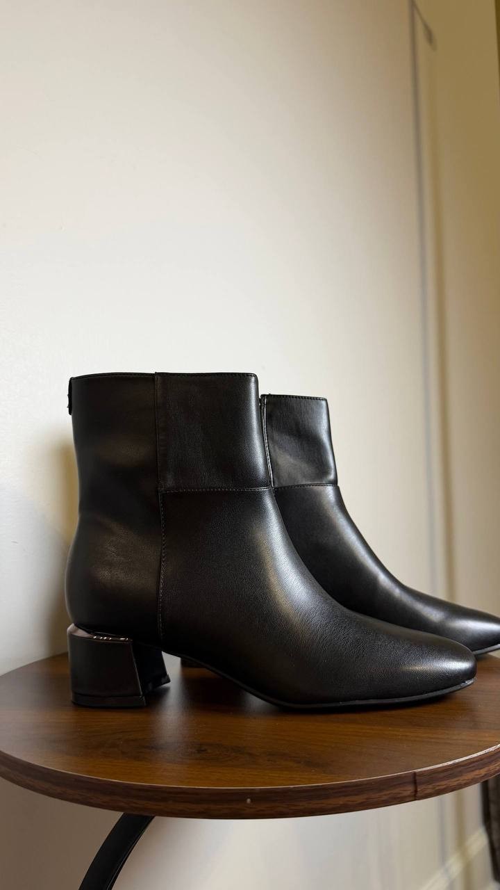 Calvin Klein Ankle Booties 6M Black Man‑Made New in Box MSRP $129